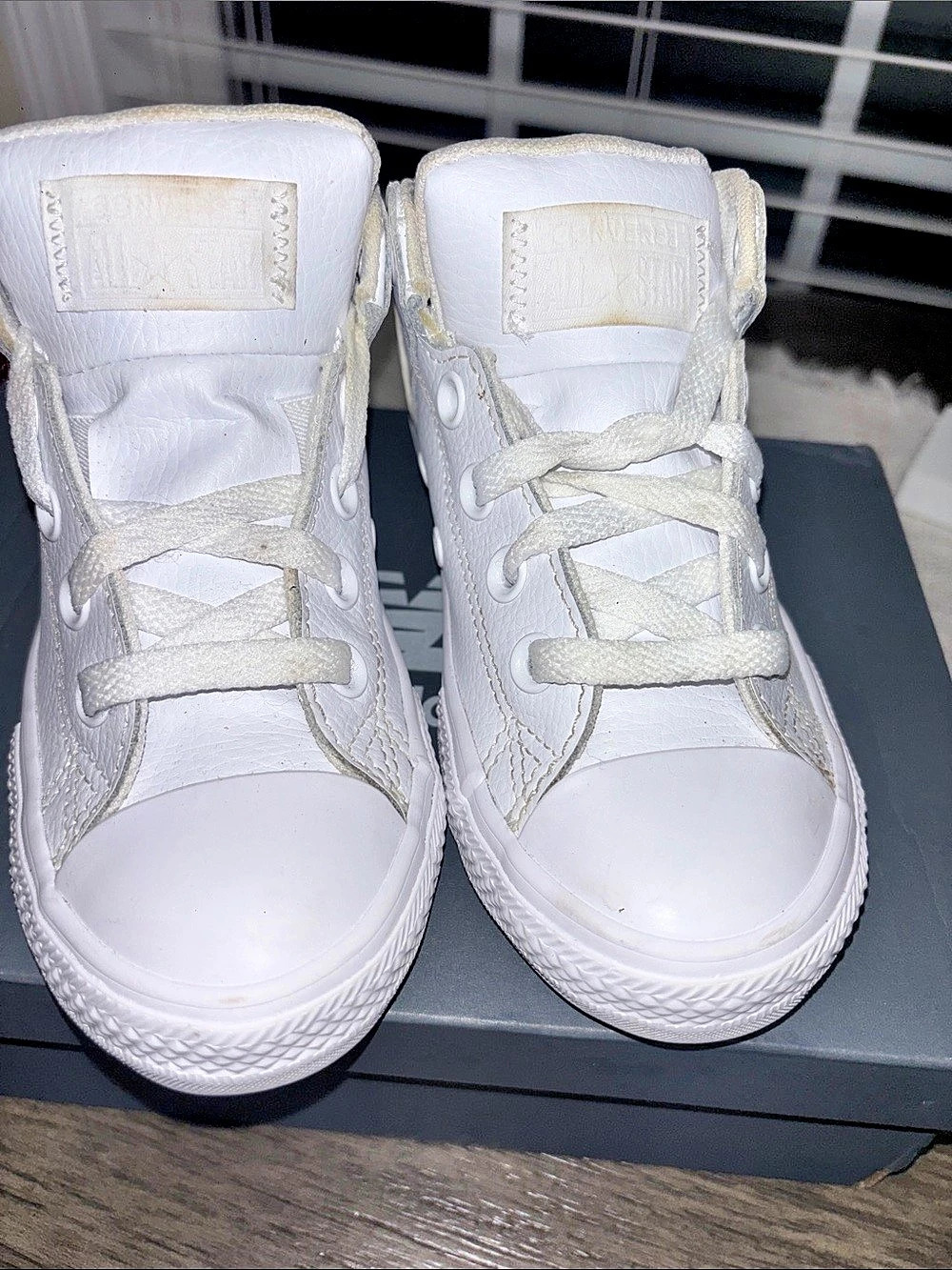 Converse Chuck Taylor All Star High Top Sneakers in White US 13